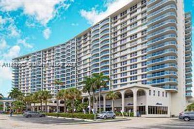 1609 - 3800 S Ocean Dr, Condo with 1 bedrooms, 1 bathrooms and null parking in Hollywood FL | Image 2