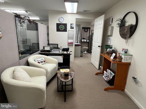 1656 W Main St, EPHRATA, PA, 17522-1103 | Card Image