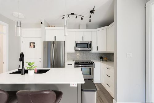 101-3210 Jacklin Rd, Victoria, BC, V9B0J5 | Card Image