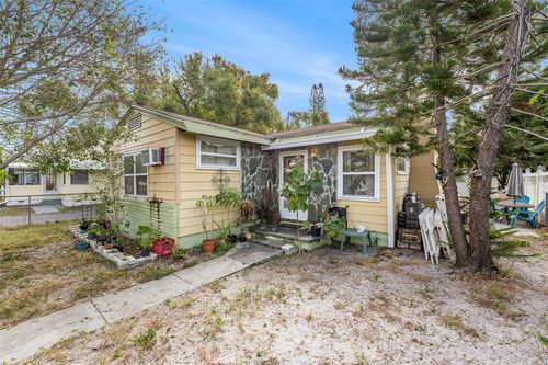 5224 29th Ave S, GULFPORT, FL, 33707-5608 | Card Image