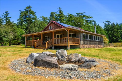 44 Lopez Way, Decatur Island, WA, 98221-4277 | Card Image