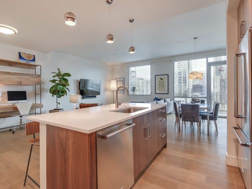 1313-222 West Ave, Austin, TX, 78701-4657 | Card Image