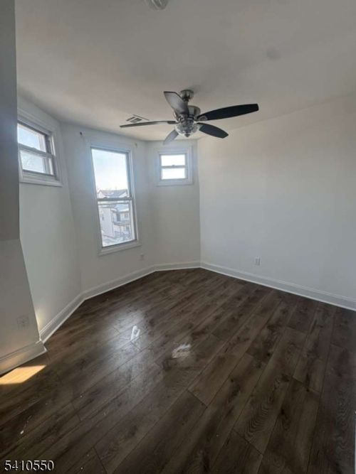 163 N 18th St, East Orange, NJ, 07017-5310 | Card Image