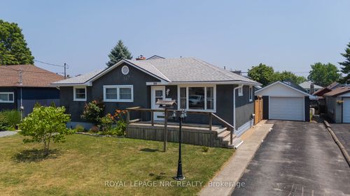 100 Knoll St, Port Colborne, ON, L3K5A9 | Card Image