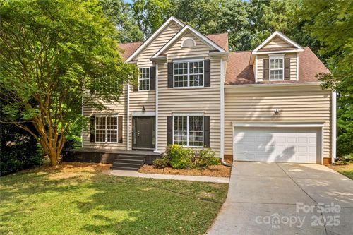 145 Summerbrook Ln, Mooresville, NC, 28117-4402 | Card Image