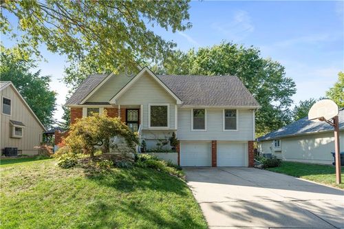 2409 Nw 11th Street Terrace, Blue Springs, MO, 64015 | Card Image