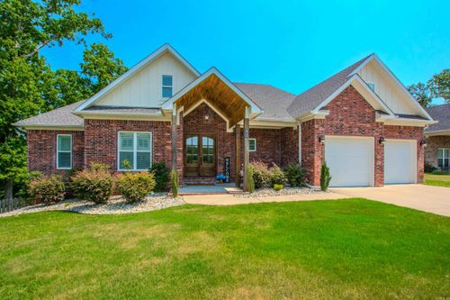830 Grand Teton Dr, Benton, AR, 72019-5020 | Card Image