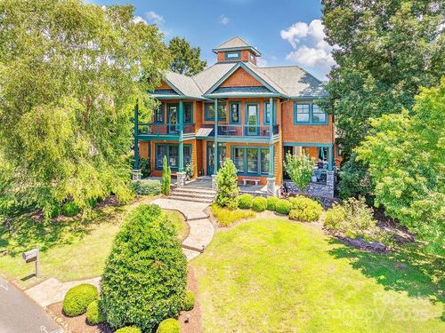3 Gale Kelly Ct, Weaverville, NC, 28787-6802 | Card Image