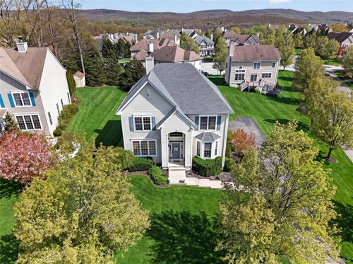 17 Oldwyck Cres, Highland Mills, NY, 10930-8311 | Card Image