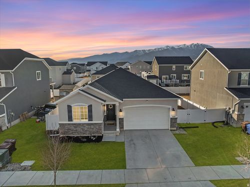 5375 Lindbergh Ln, Eagle Mountain, UT, 84005-5255 | Card Image