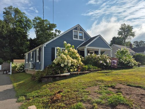 468 Church St, Yalesville, CT, 06492-2208 | Card Image