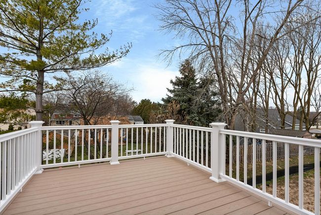 403 Sandy Circle, House other with 3 bedrooms, 2 bathrooms and null parking in Pewaukee WI | Image 11