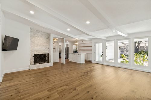 5129 Mill Run Rd, Dallas, TX, 75244-6534 | Card Image