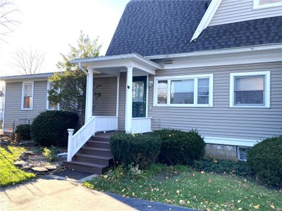 East side of home with entry door to kitchen | Image 3