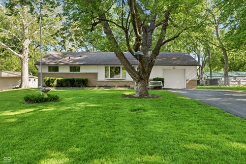2844 Canterbury Ln, Indianapolis, IN, 46220-2243 | Card Image