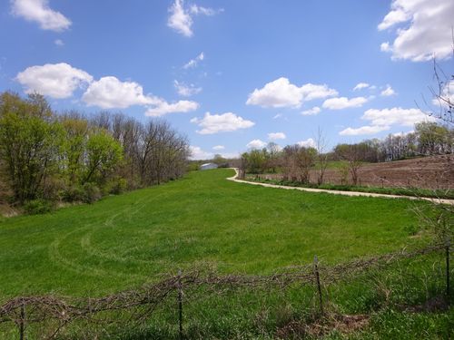 10615 N Coon Rd, DAKOTA, IL, 61018-9700 | Card Image