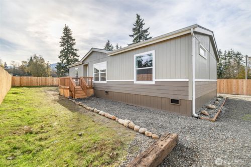 2920 E Myrtle St, Port Angeles, WA, 98362-9097 | Card Image