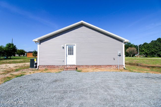 733 Tracy Rd, House other with 3 bedrooms, 2 bathrooms and null parking in Deep Run NC | Image 4