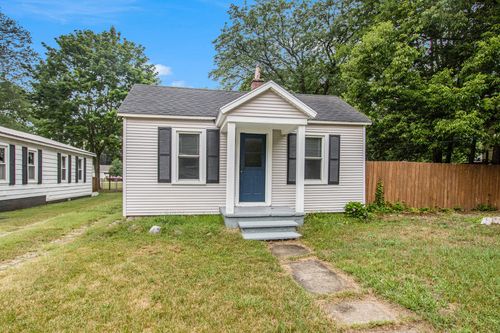 221 James St, Allegan, MI, 49010-1427 | Card Image