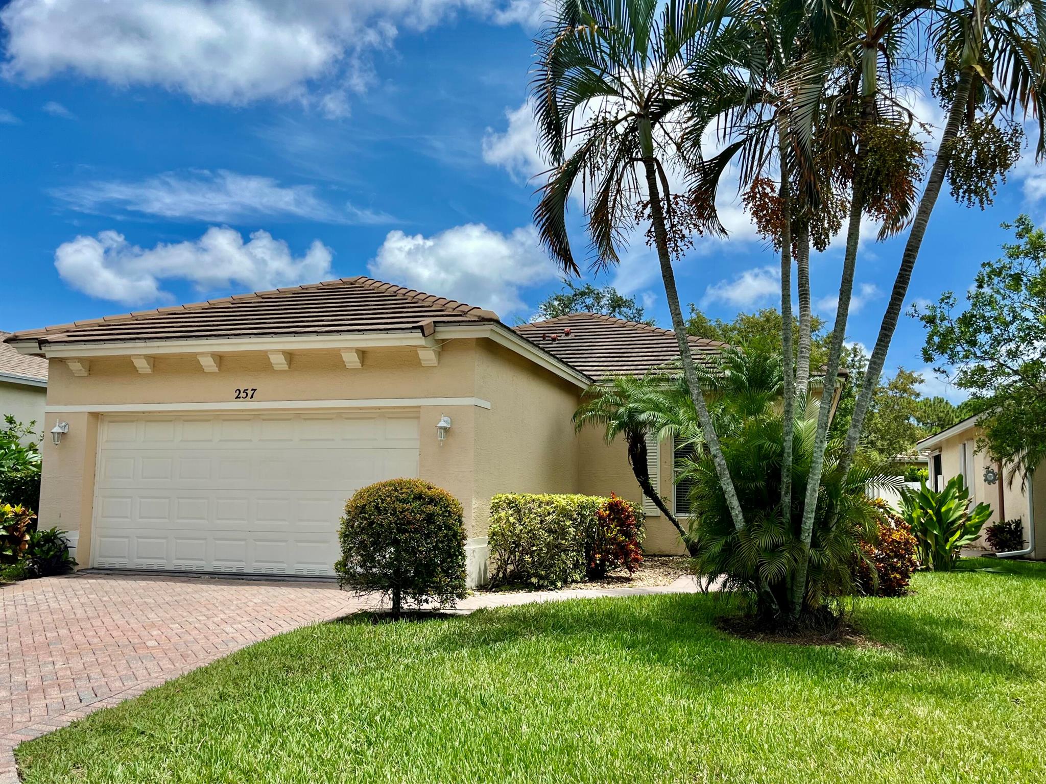 Coconut Key Way, Port Saint Lucie, FL 34986