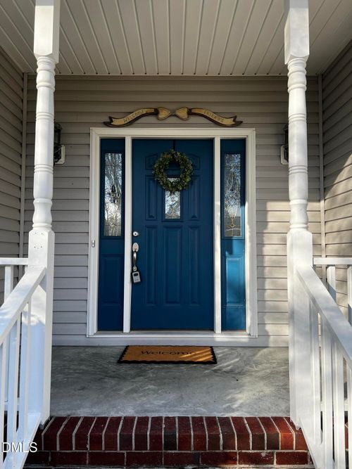 115 Melrose Pl, Pikeville, NC, 27863-8100 | Card Image