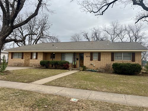 615 N Patrick St, Dublin, TX, 76446-1121 | Card Image