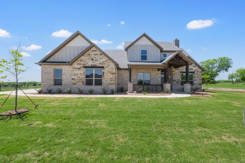 451 Solo Ridge Dr, Waxahachie, TX, 75167-7935 | Card Image