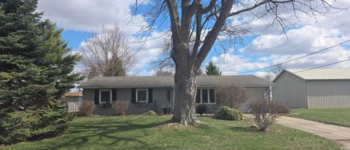 4220 Oak St, Woodburn, IN, 46797-9031 | Card Image