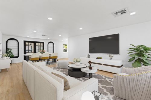 5823 Ettrick Dr, Houston, TX, 77035-4229 | Card Image