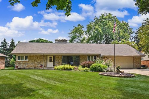 9515 W Hadley Street, Milwaukee, WI, 53222 | Card Image