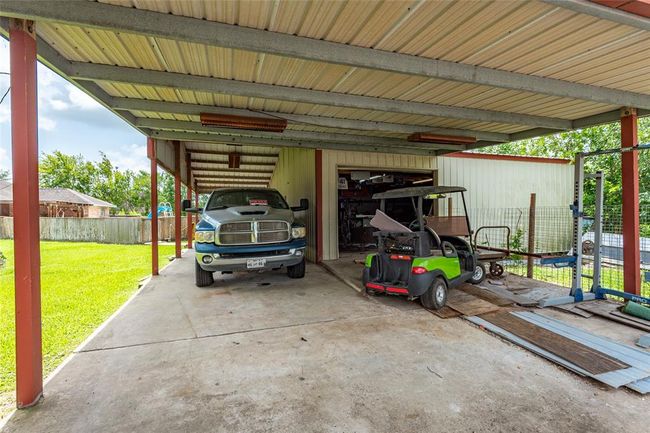 15631 Fir Rd, House other with 3 bedrooms, 2 bathrooms and 6 parking in Santa Fe TX | Image 34