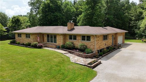 5873 Horning Rd, Kent, OH, 44240-4138 | Card Image