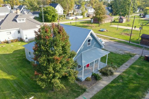 120 Main St, Waveland, IN, 47989 | Card Image