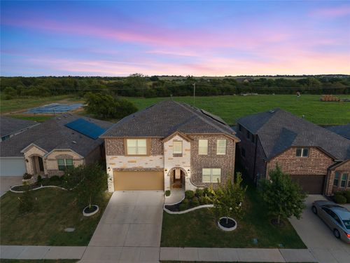 213 White Tail Ln, Alvarado, TX, 76009-3287 | Card Image