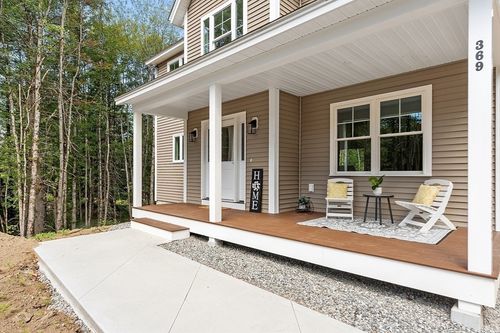 369 Hitchcock Rd, Winchendon, MA, 01475-2180 | Card Image