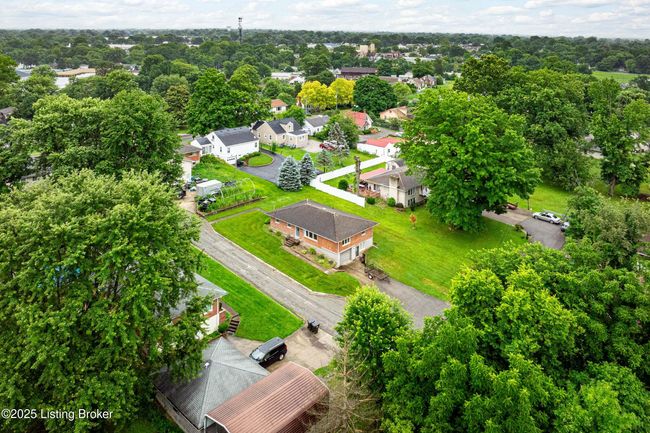 609 Lynn Rd, House other with 3 bedrooms, 2 bathrooms and null parking in New Albany IN | Image 25