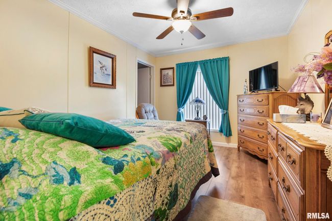 205 Sassie Ln, House other with 3 bedrooms, 2 bathrooms and null parking in Herrin IL | Image 17