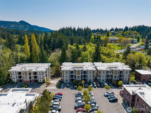 apt-203-1216 Old Fairhaven Pkwy, Bellingham, WA, 98225-7445 | Card Image