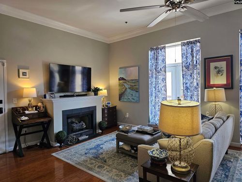 1546 Main St, Columbia, SC, 29201-2843 | Card Image