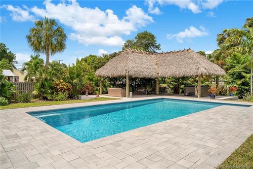 216 Flamingo Ave, Stuart, FL, 34996-4705 | Card Image