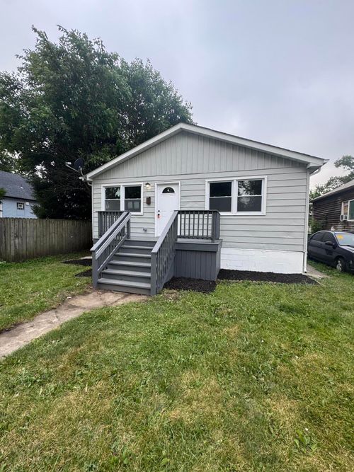 2714 Floyd St, Lake Station, IN, 46405-1539 | Card Image