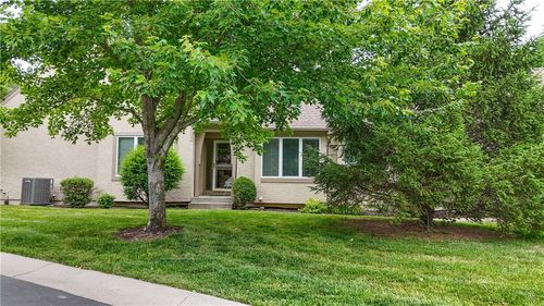 6316 W 145th St, Overland Park, KS, 66223-1805 | Card Image