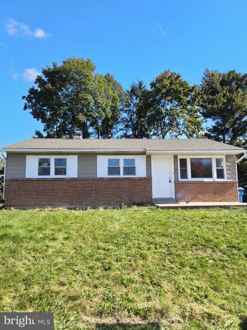 7 Chelsea Ln, HARRISBURG, PA, 17109-4534 | Card Image