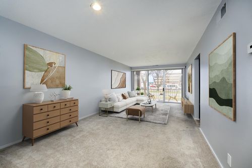 2g-6423 Colony Way, Edina, MN, 55435-2252 | Card Image