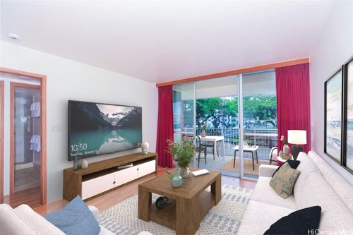 302-1535 Punahou Street, Honolulu, HI, 96850 | Card Image