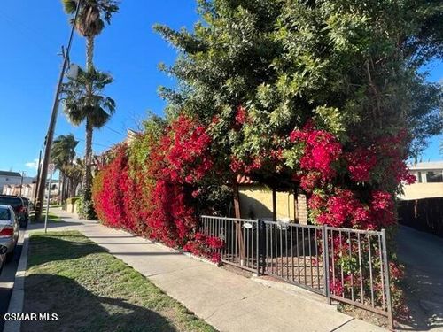4-18617 Clark St, Tarzana, CA, 91356 | Card Image