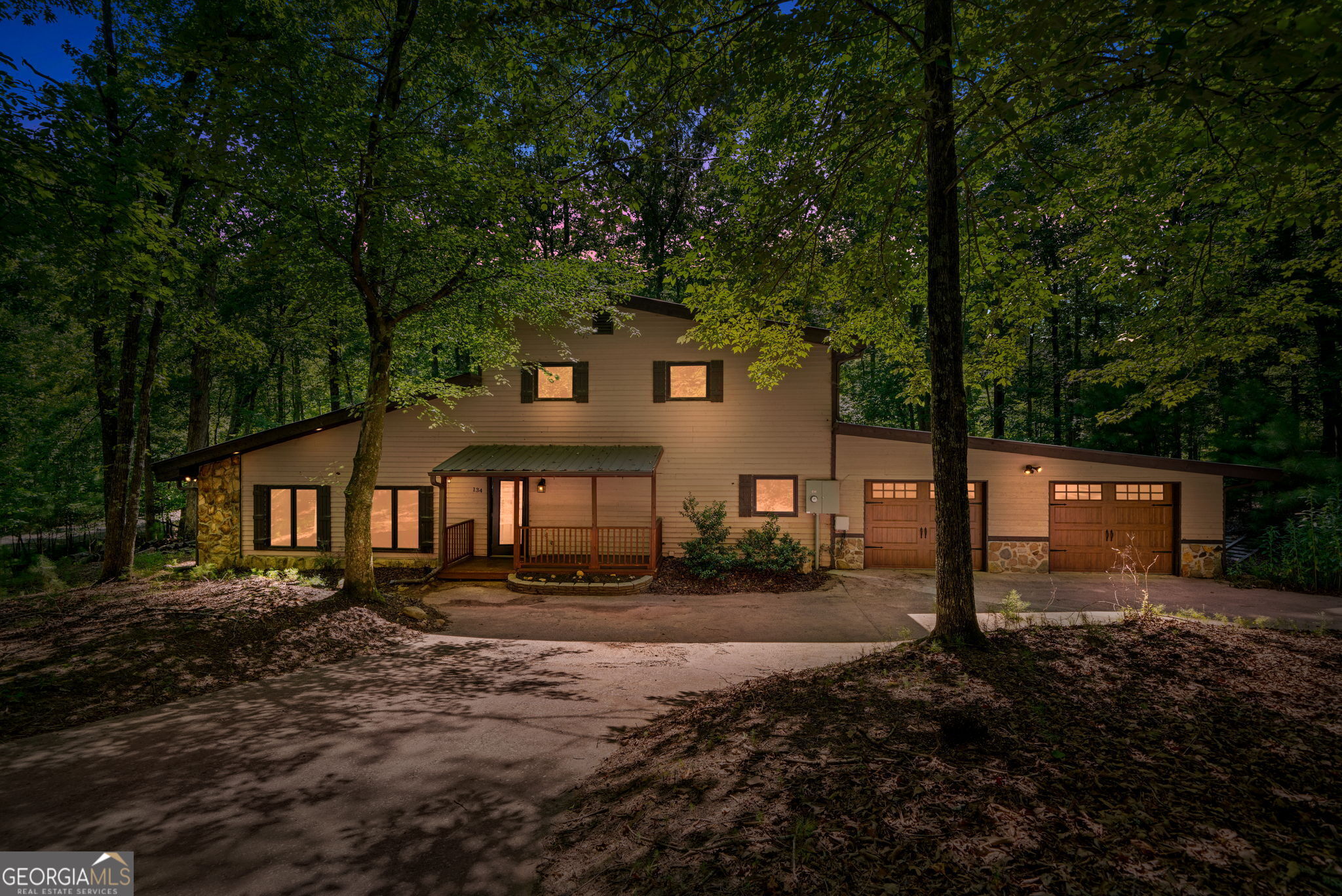 Lone Bear Dr, Waleska, GA 30183