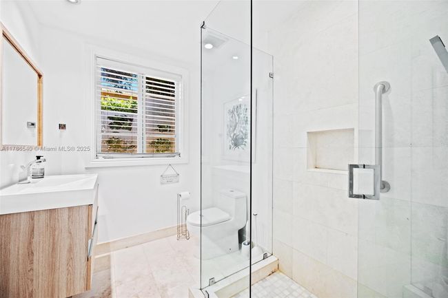 36 Phoenetia Ave, House other with 6 bedrooms, 6 bathrooms and null parking in Coral Gables FL | Image 25