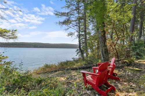 34 Ruxton, Ruxton Island, BC, V0R0X0 | Card Image