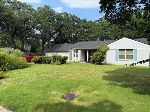 1401 S Oak St, Arlington, TX, 76010-2532 | Card Image